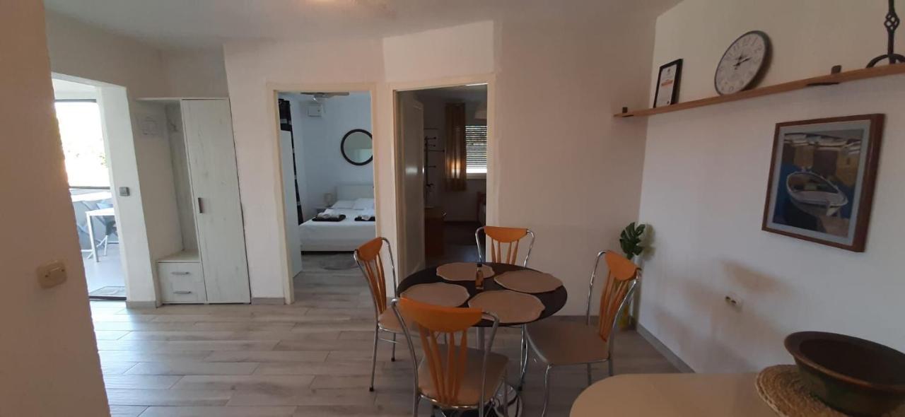 Apartment Mezaroca Rogoznica  Eksteriør bilde