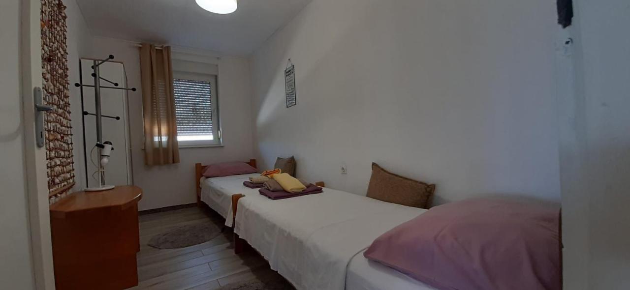Apartment Mezaroca Rogoznica  Eksteriør bilde